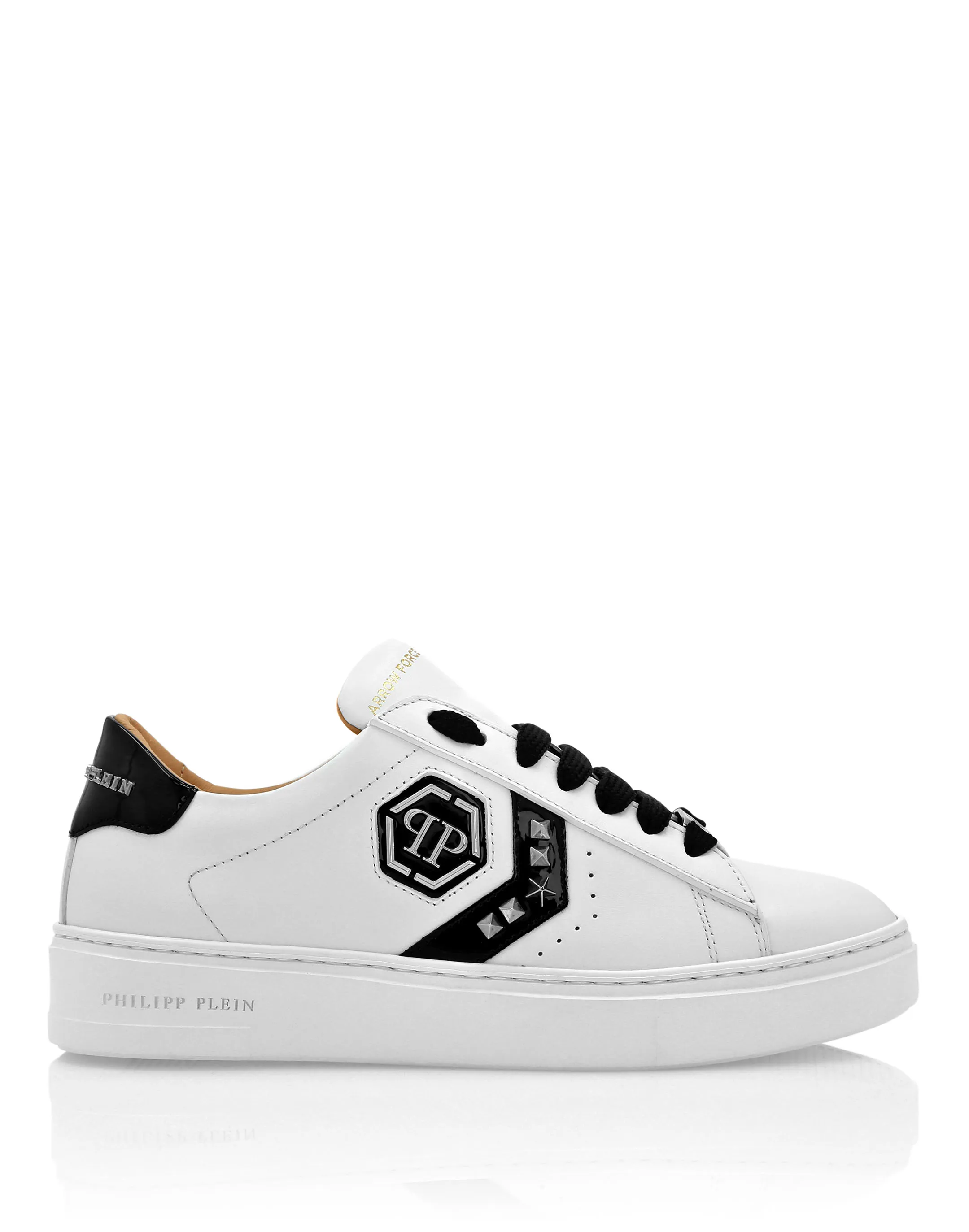 Lo-Top Leather Arrow Force Studs Sneakers