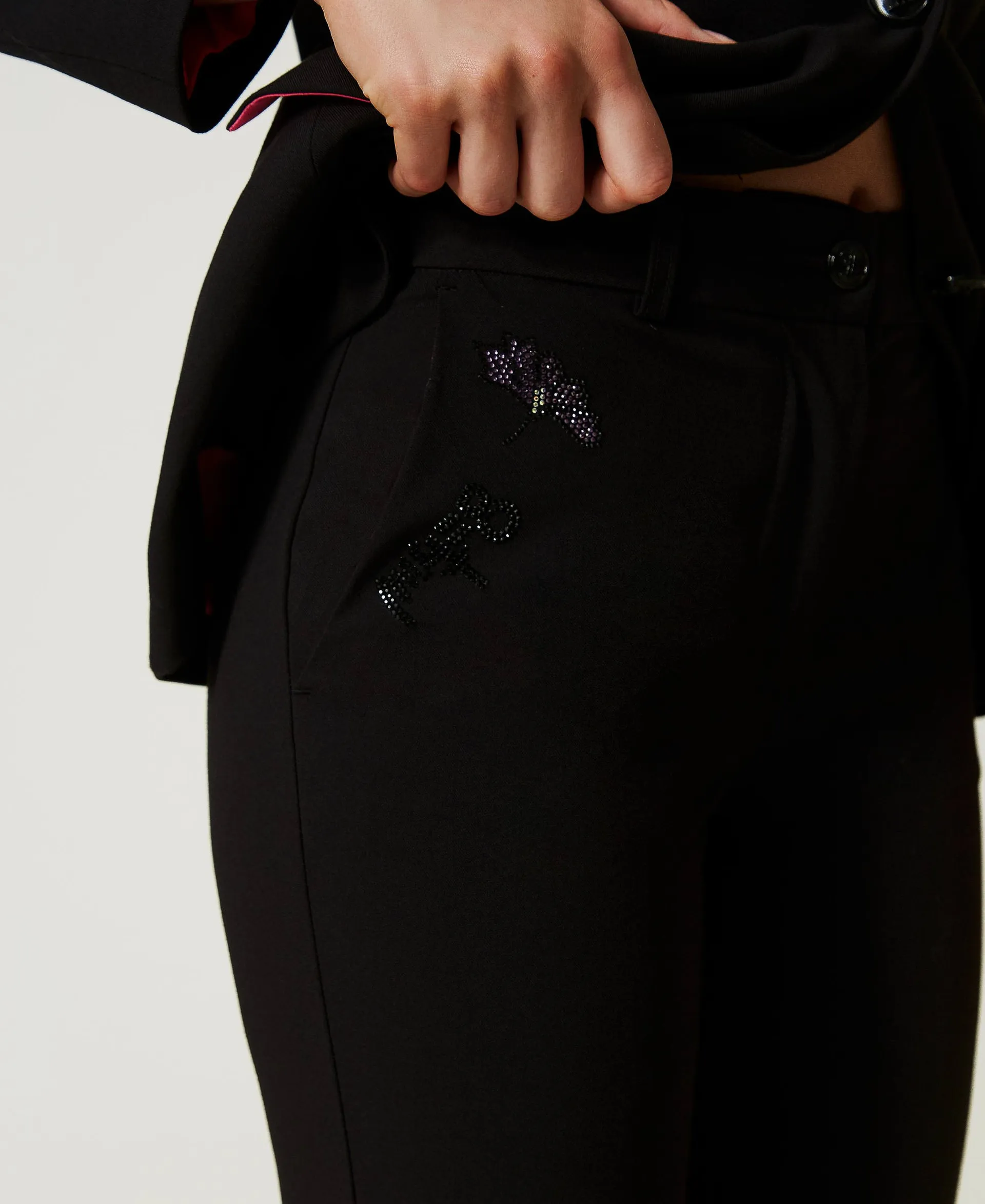 Pantalon cigarette MYFO avec strass