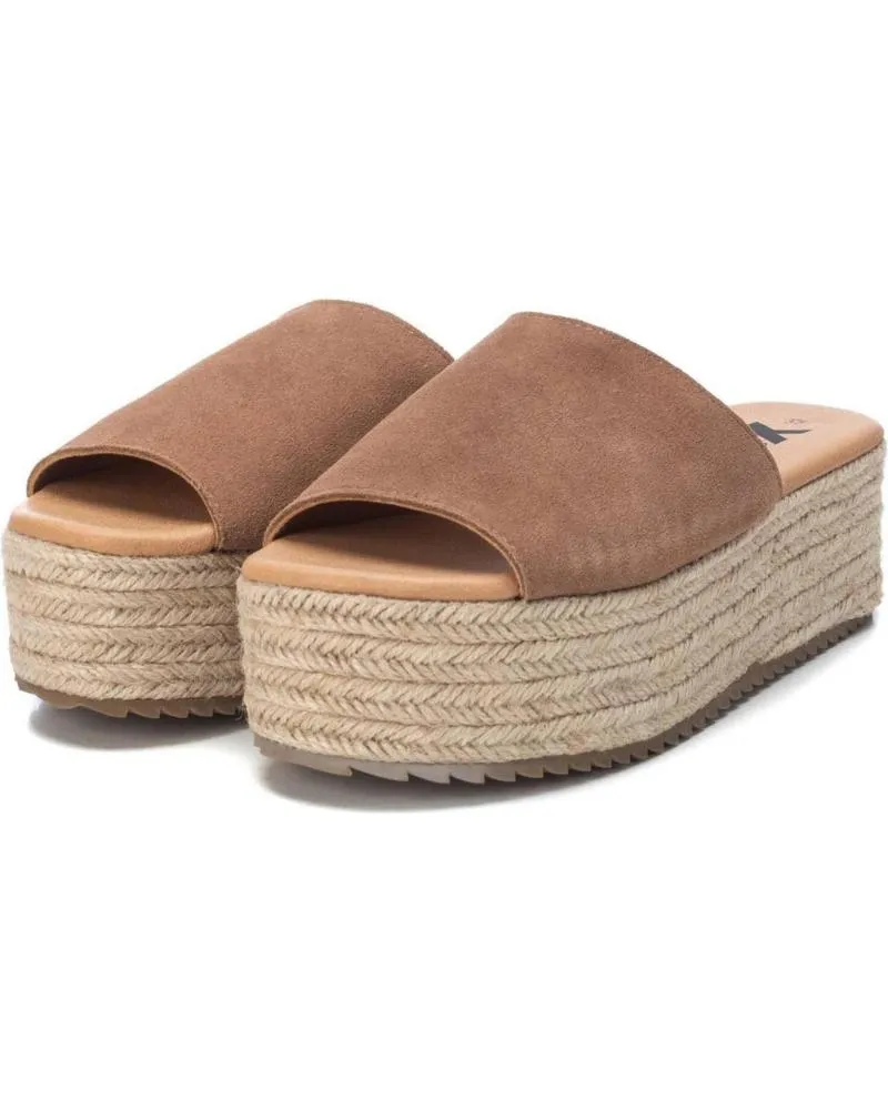 Sandalias de Mujer XTI 042815 CAMEL