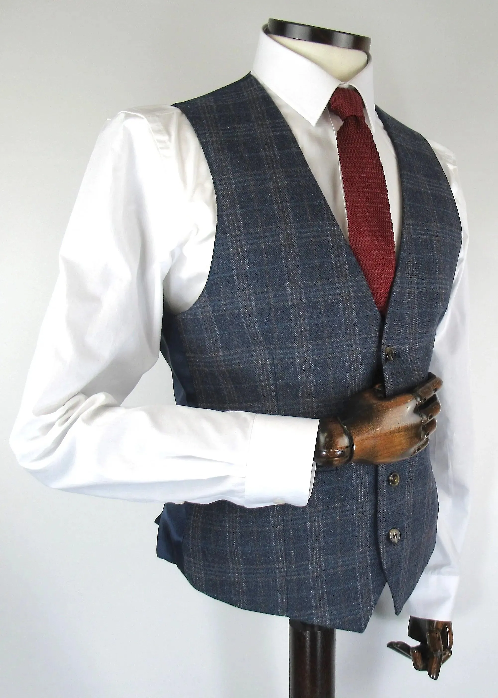  With  prince of wales check tweed suit waistcoat