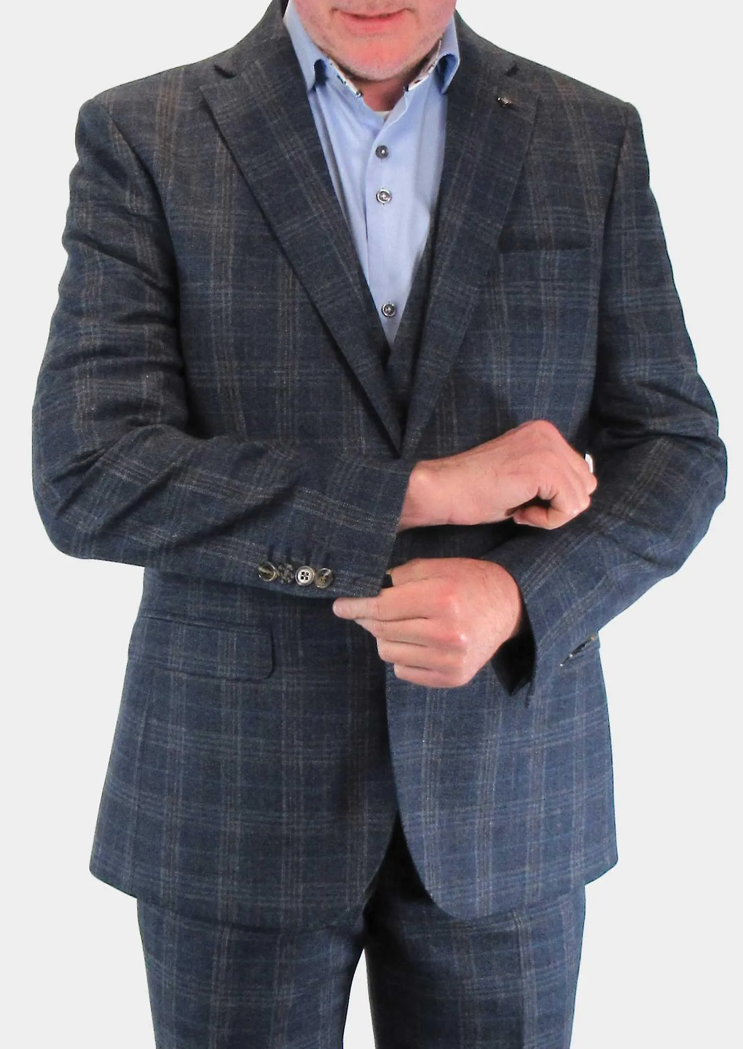  With  prince of wales check tweed suit waistcoat